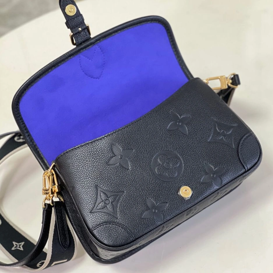 LV DIANE BAG Versatile 414