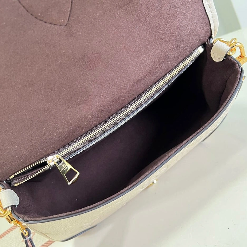 LV DIANE BAG Durable 420
