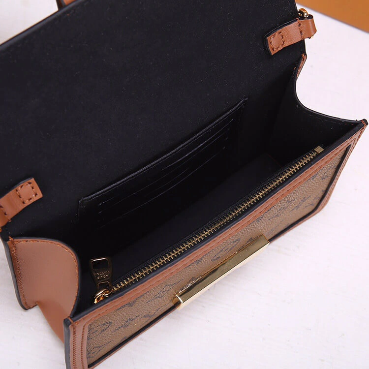 LV Dauphine Chain Wallet Casual 730