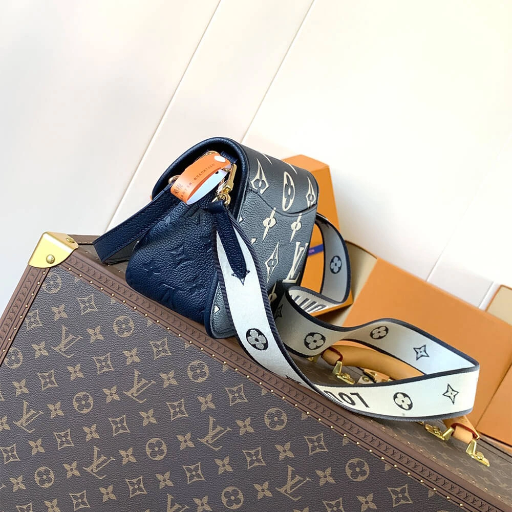 LV Diane Cozy 167