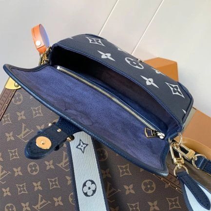 LV Diane Cozy 167