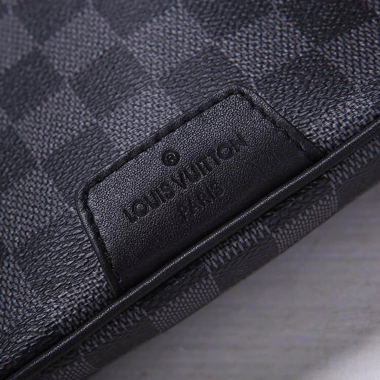 LV Discovery Bumbag Popular 767