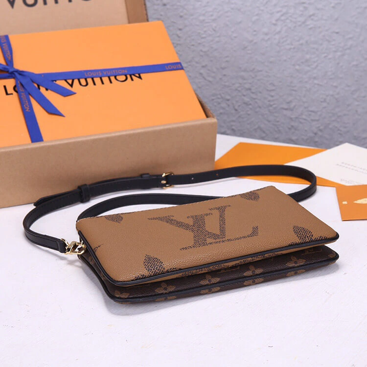Sleek LV Double Zip Pochette 740