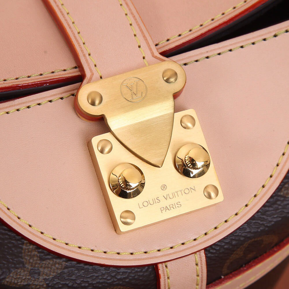 LV Duffle Bag Modern 653