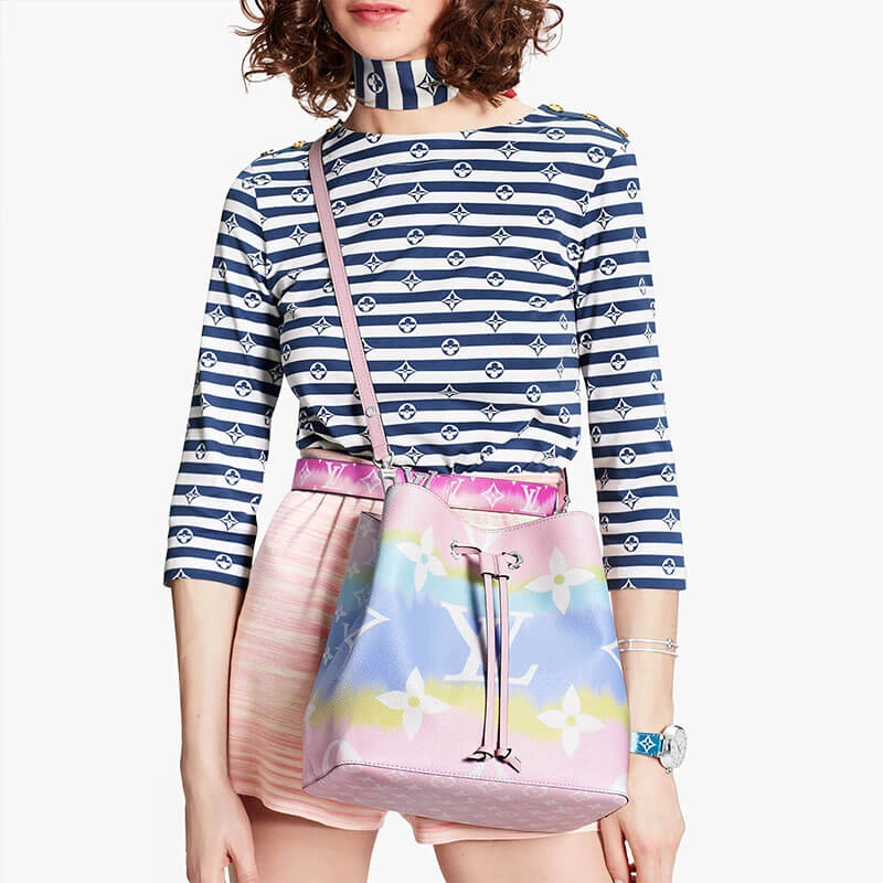 LV Escale NeoNoe MM Bag HighPerformance 690