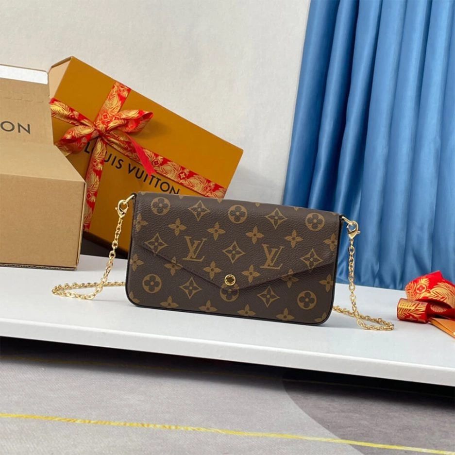Unique LV Félicie Pochette 408