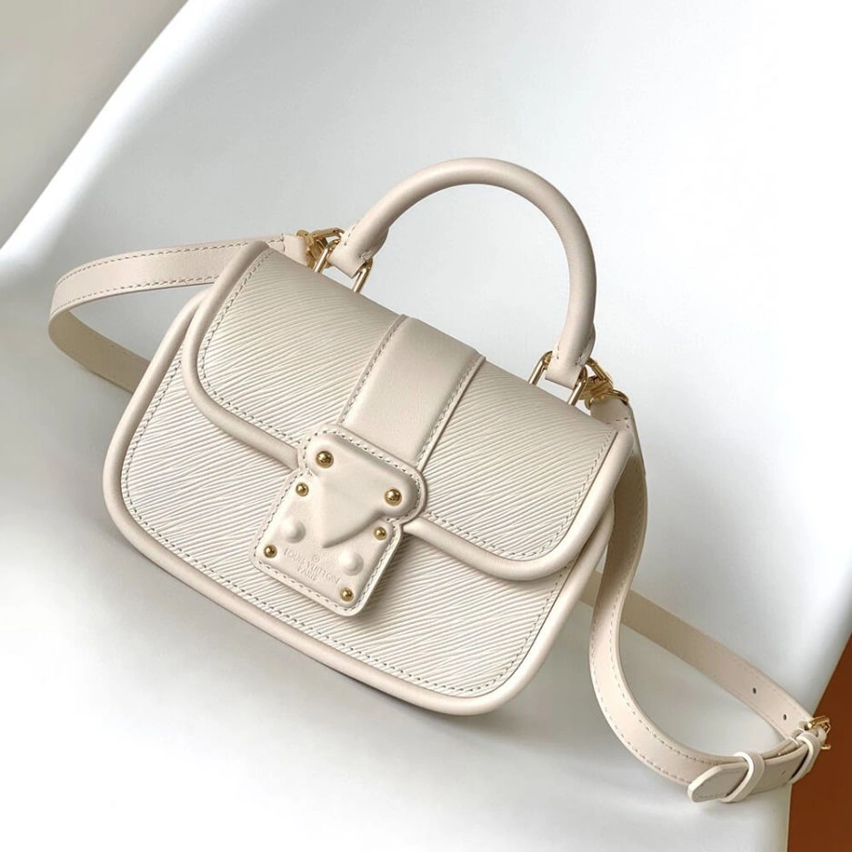 Effortless LV Hide and Seek 161