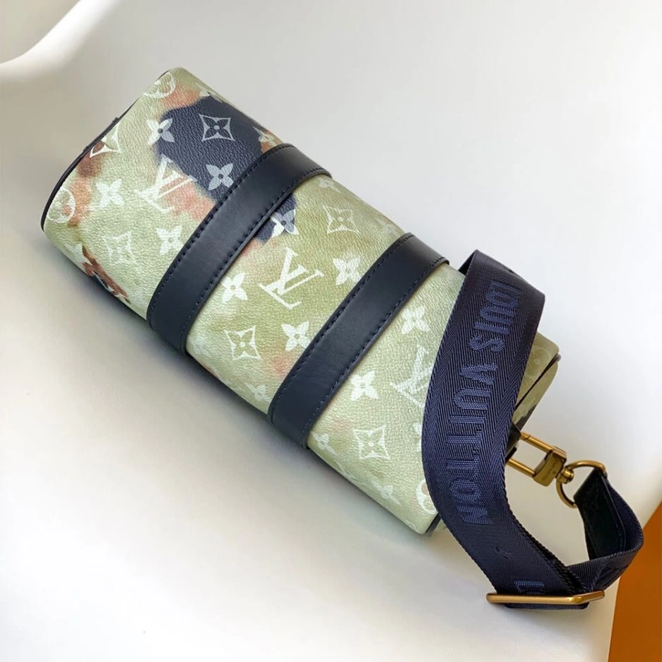 Supportive LV Keepall Bandoulière 263