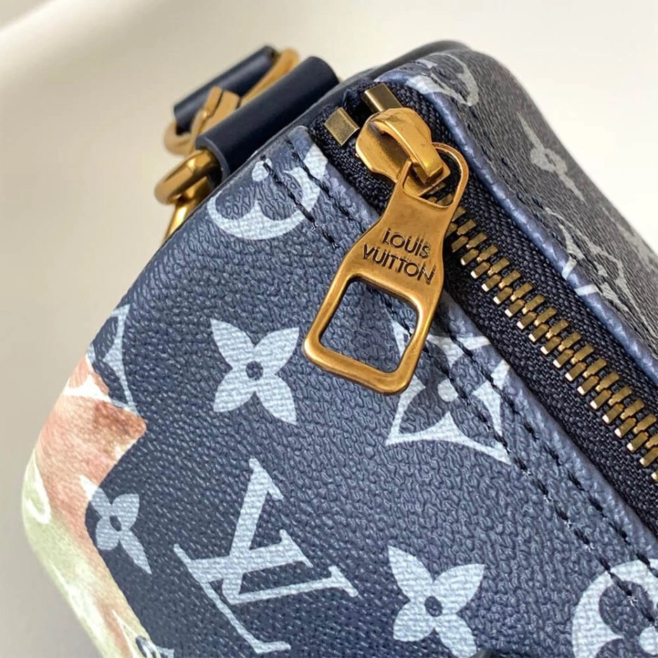 Supportive LV Keepall Bandoulière 263