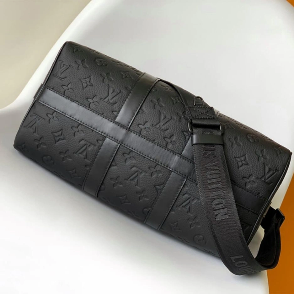 LV Keepall Bandoulière Sleek 251