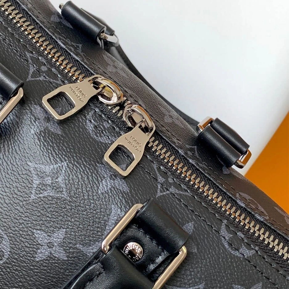 Premium LV Keepall Bandoulière 239