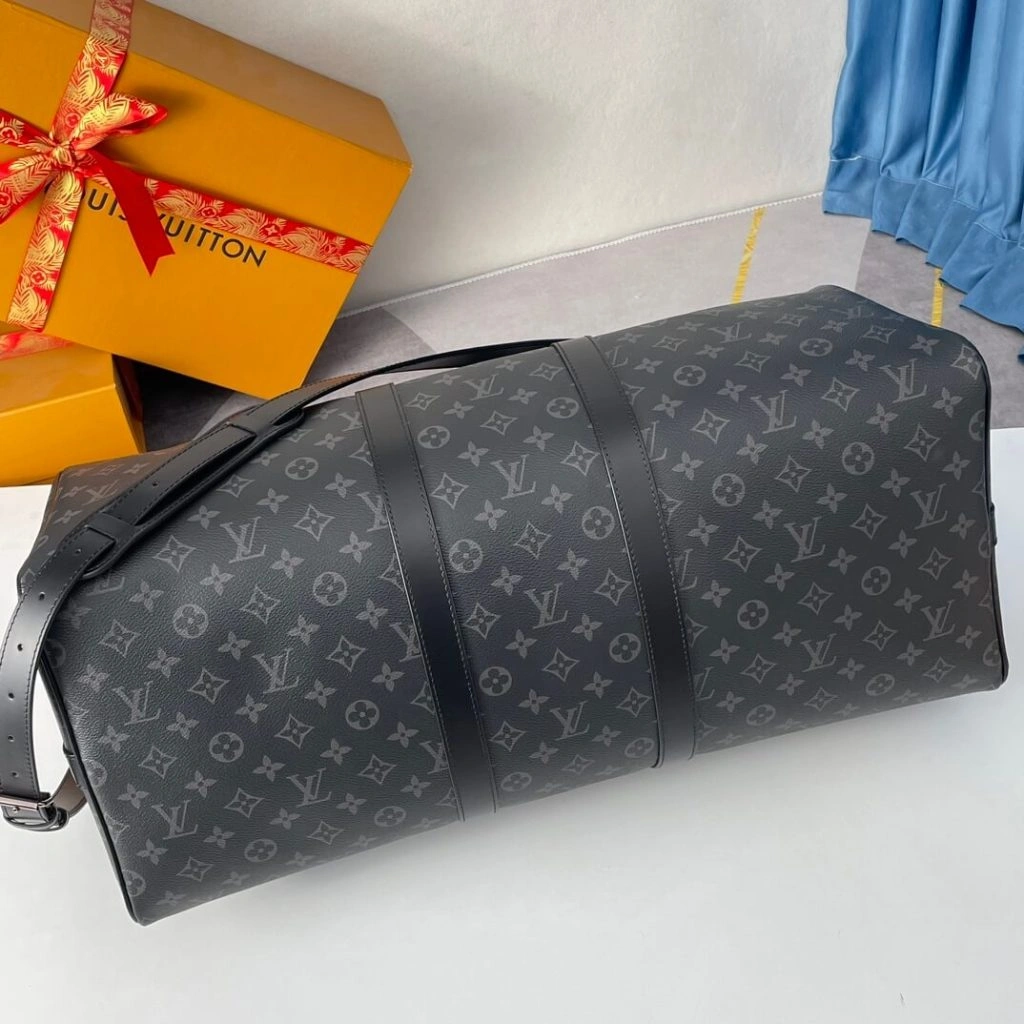 LV Keepall Bandoulière ZipUp 242