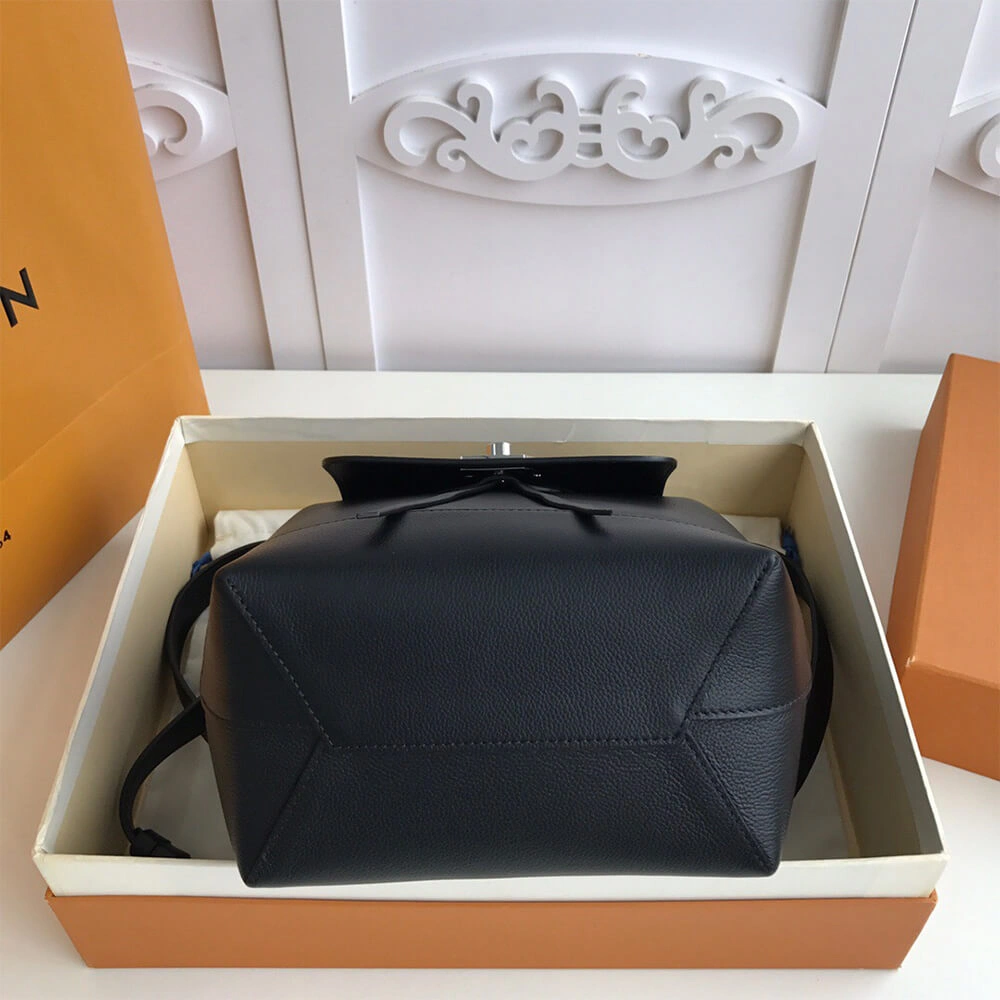 Popular LV LOCKME BACKPACK 631