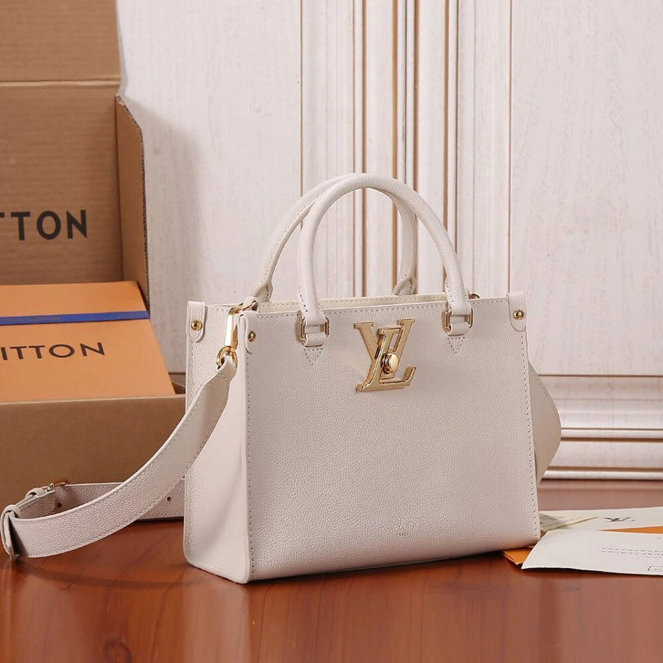 Comfortable LV Lock & Go 303