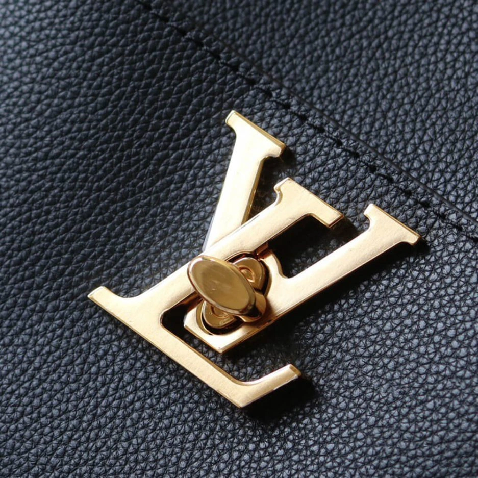 LV Lock and Walk ZipUp 348