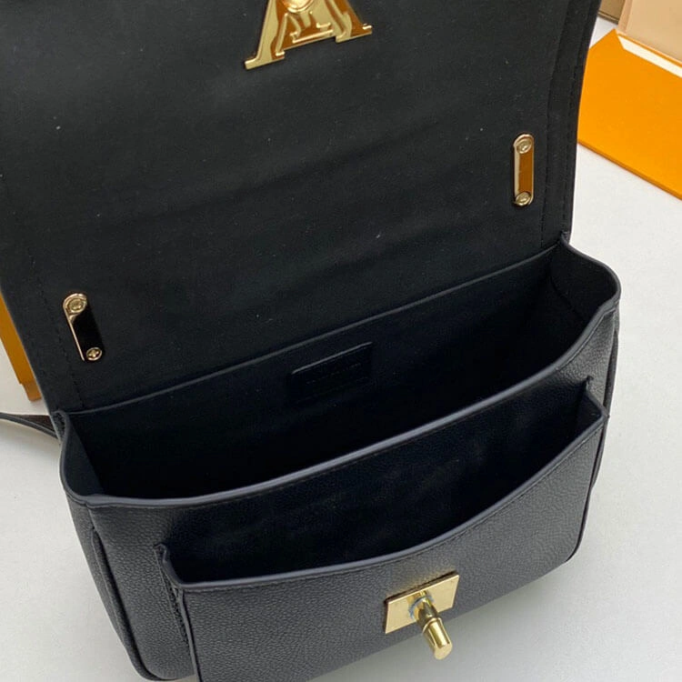 UrbanStyle LV Lockme Chain PM Handbag 805