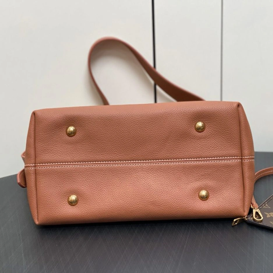 LV Low Key Hobo MM Affordable 324