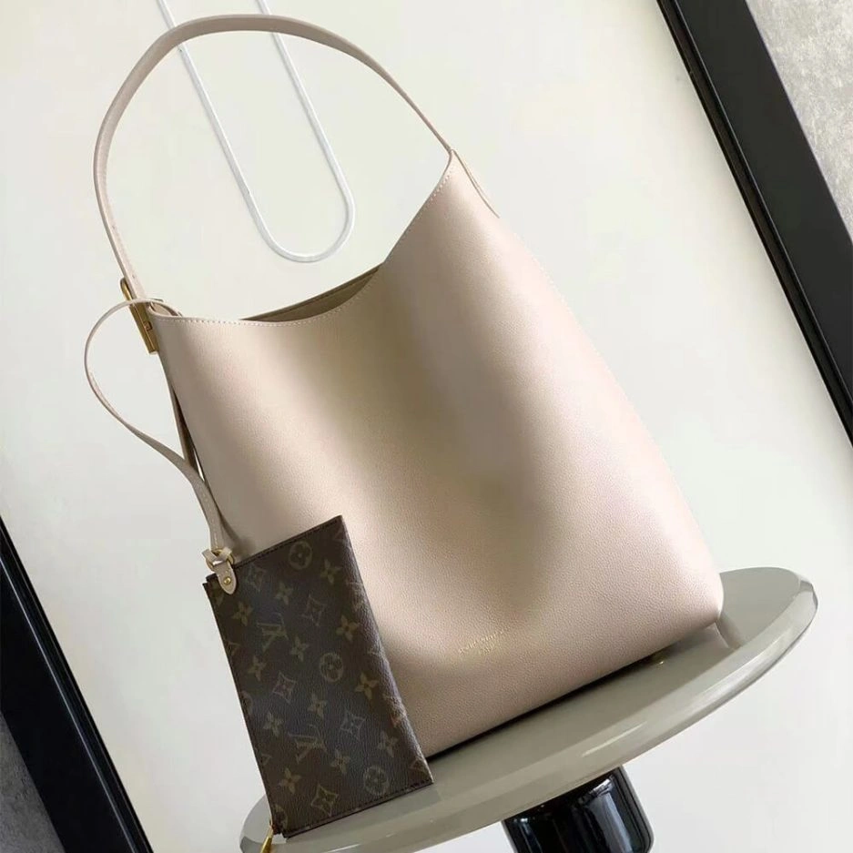 LV Low Key Hobo MM Practical 279