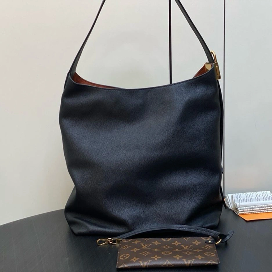 LV Low Key Hobo MM Lightweight 355