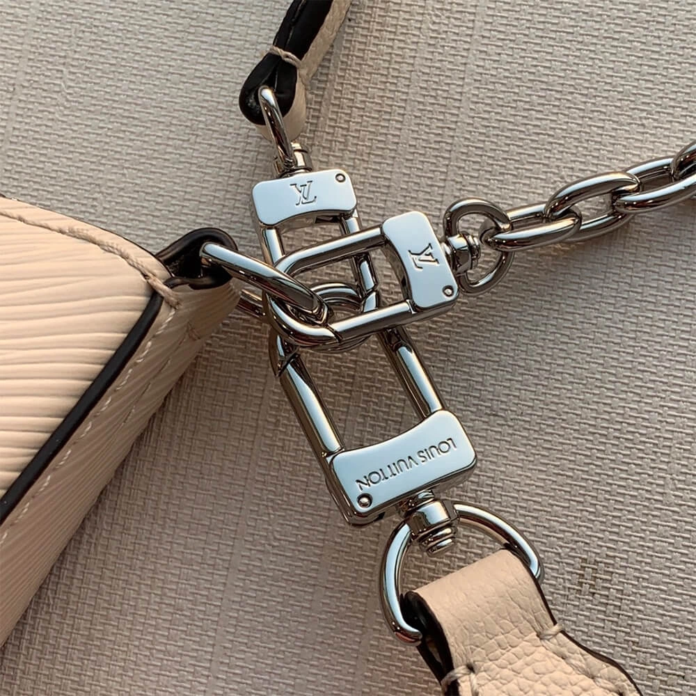 Supportive LV MARELLE HANDBAG 577
