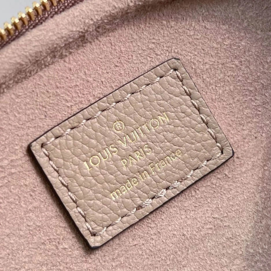 Breathable LV Mini Bumbag 342