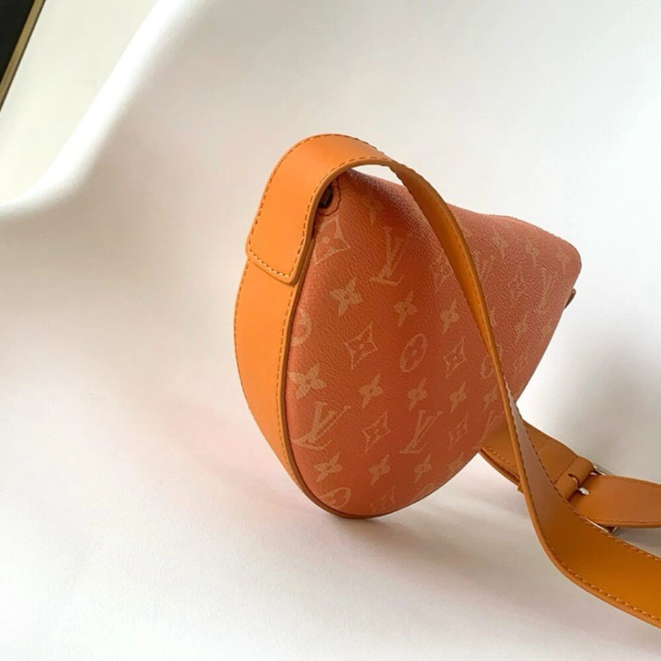 Efficient LV Moon Crossbody 346