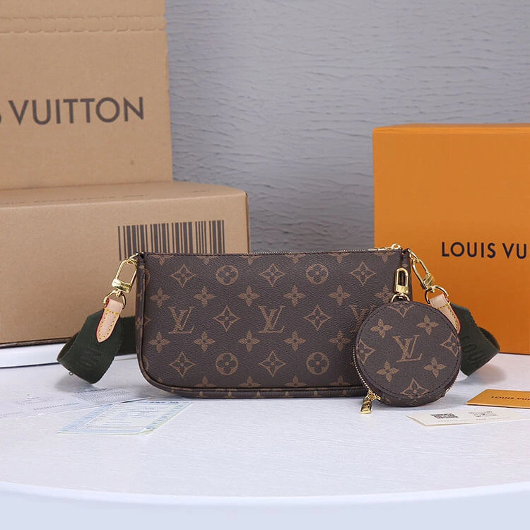 LV Multi Pochette Accessoires Tailored 717