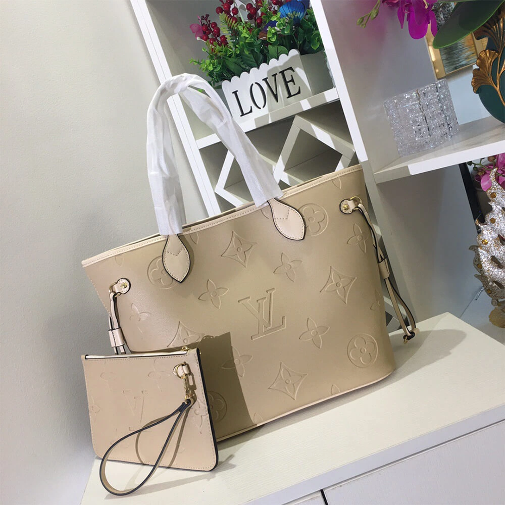 LV NEVERFULL MM AllSeason 485