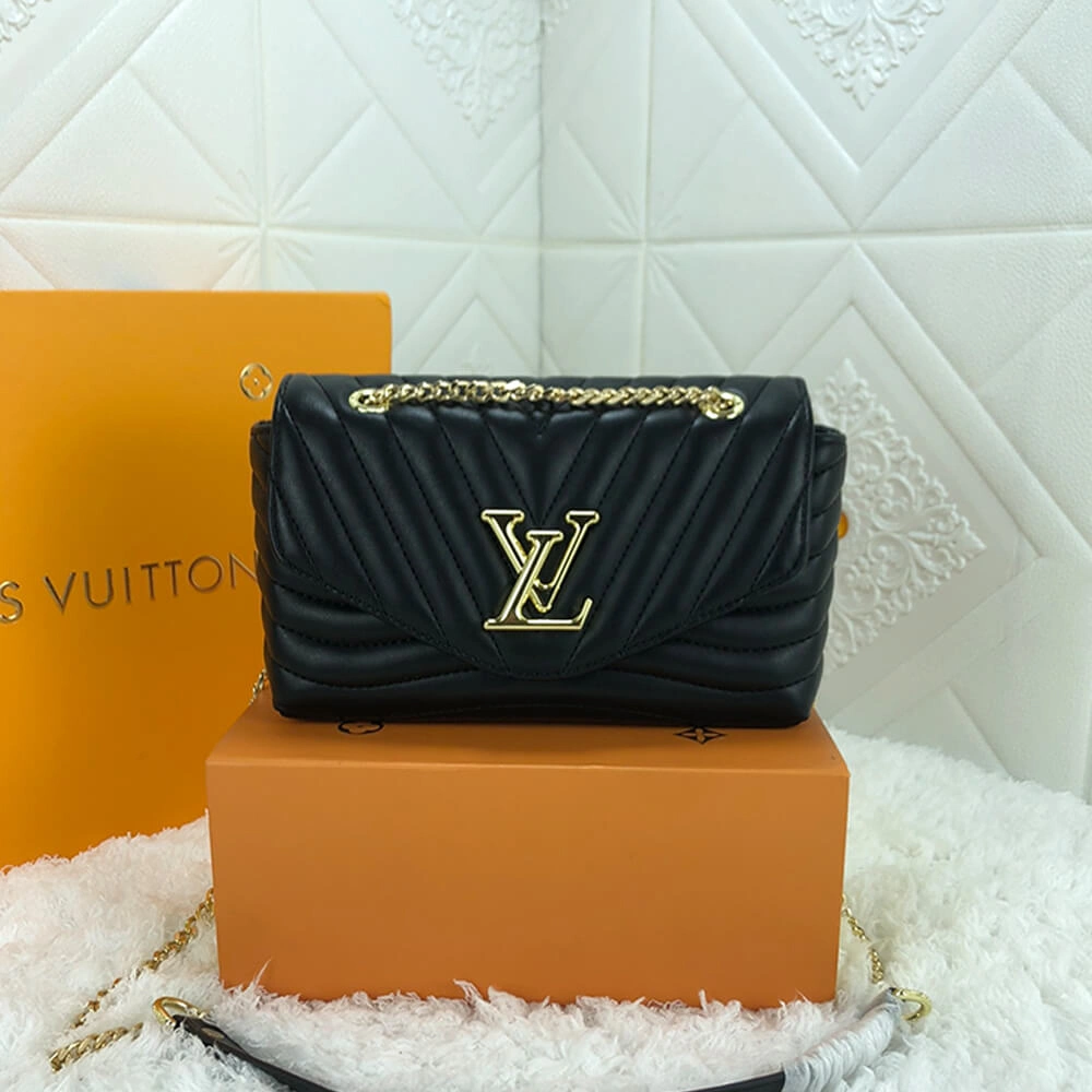 MultiPurpose LV NEW WAVE CHAIN BAG 551