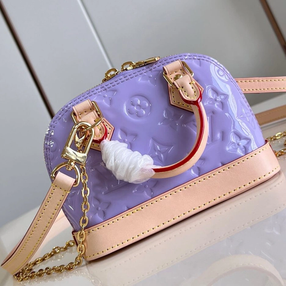 LV Nano Alma ZipUp 159