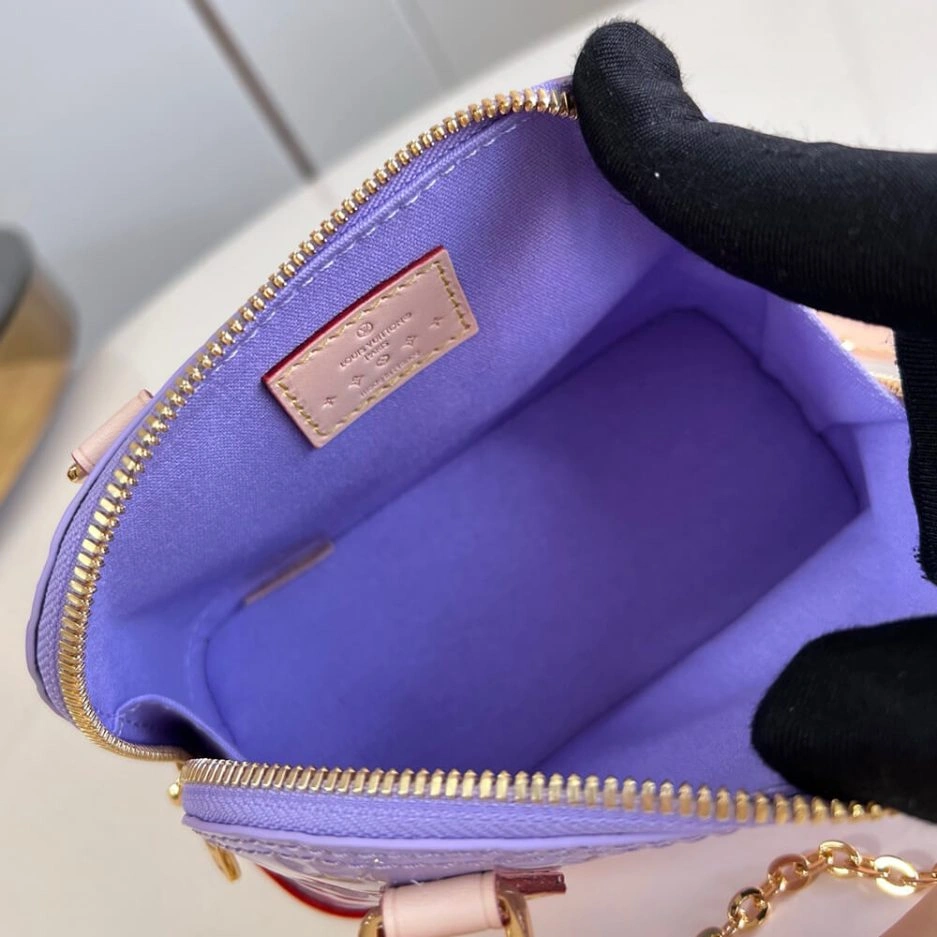 LV Nano Alma ZipUp 159