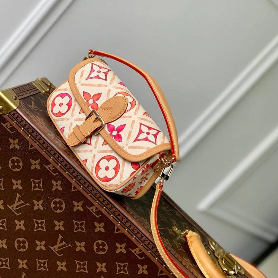 LV Nano Diane TimelessDesign 228