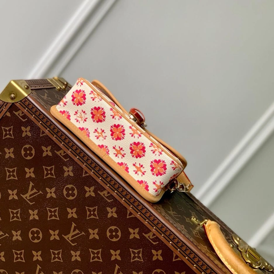 LV Nano Diane TimelessDesign 228
