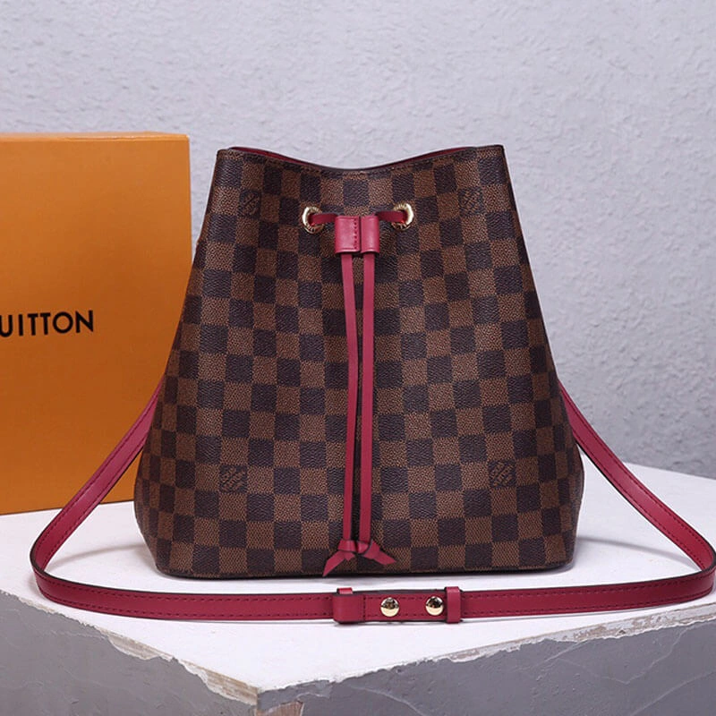 WellDesigned LV NeoNoe MM Bucket Bag 671