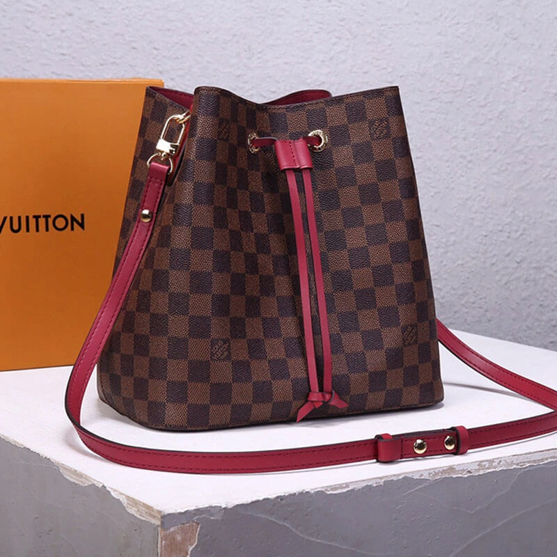WellDesigned LV NeoNoe MM Bucket Bag 671