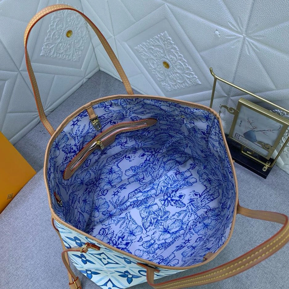 LV Neverfull MM MoistureWicking 322
