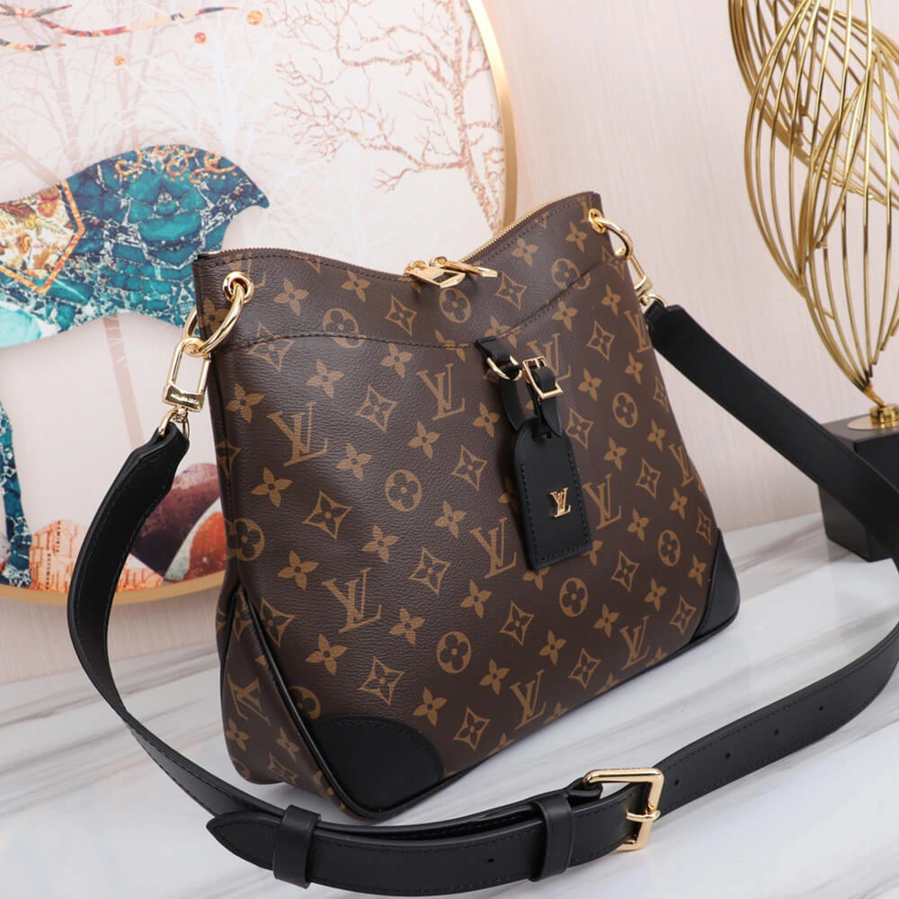 Bold LV ODEON MM 454