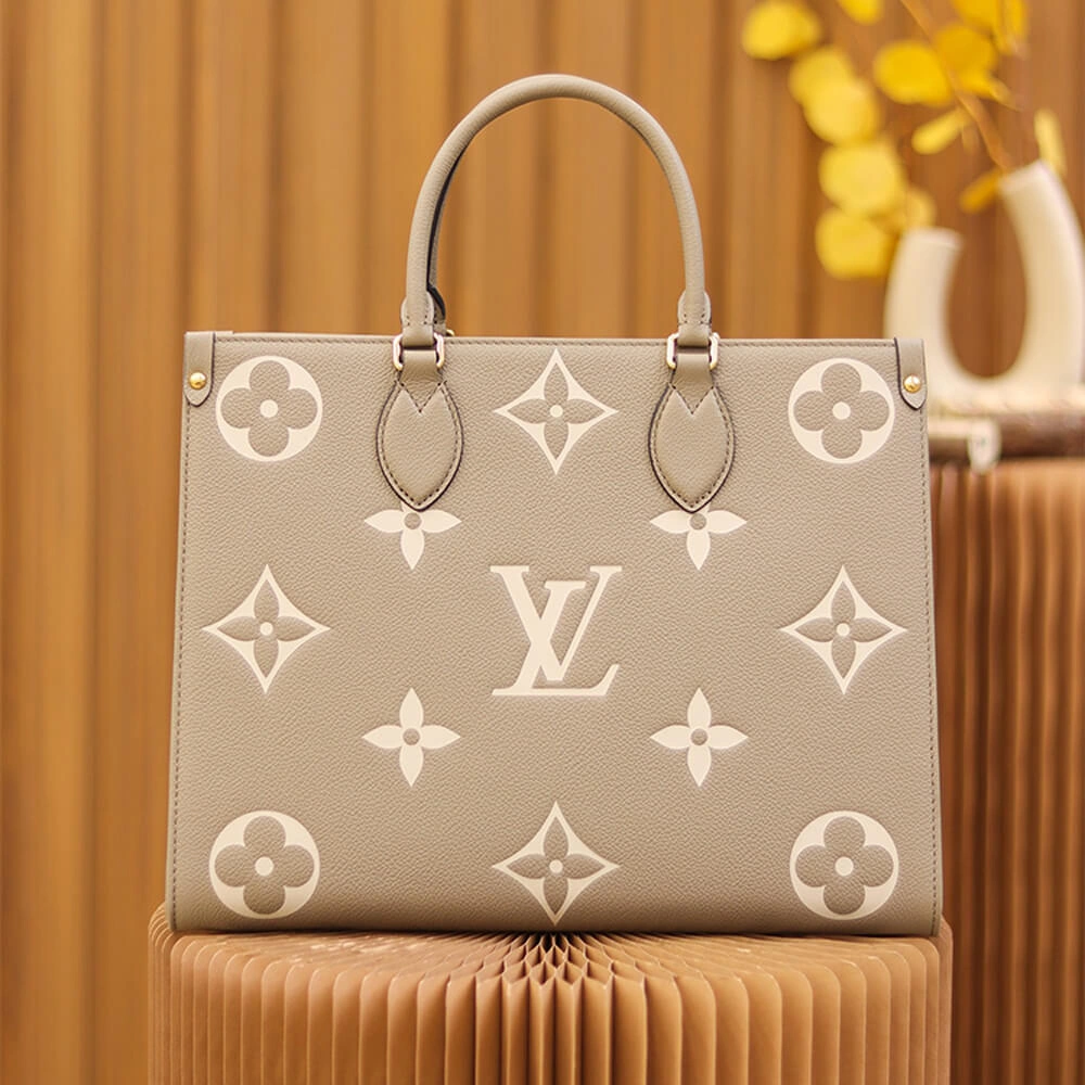 FashionForward LV ONTHEGO MM 550