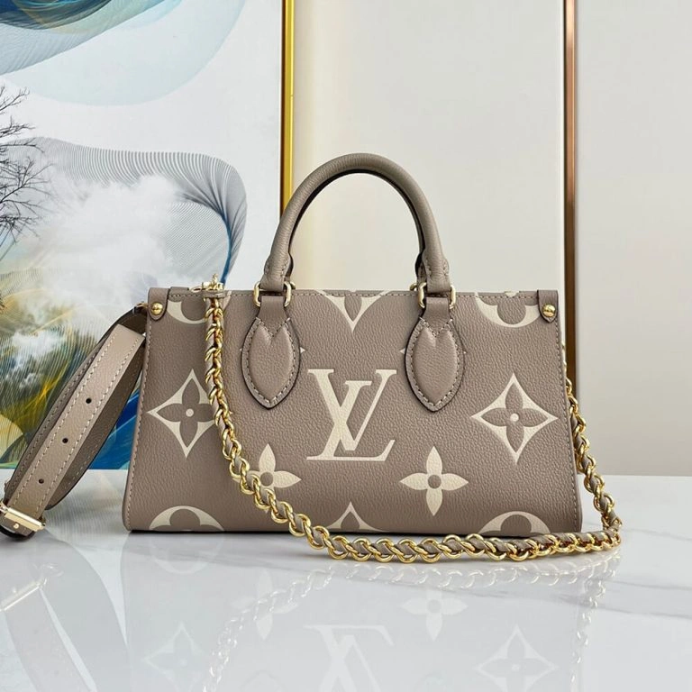LV OnTheGo East West FashionForward 416