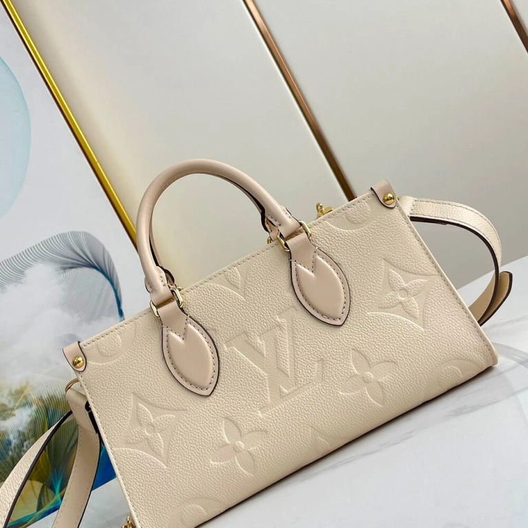 LV OnTheGo East West Popular 403