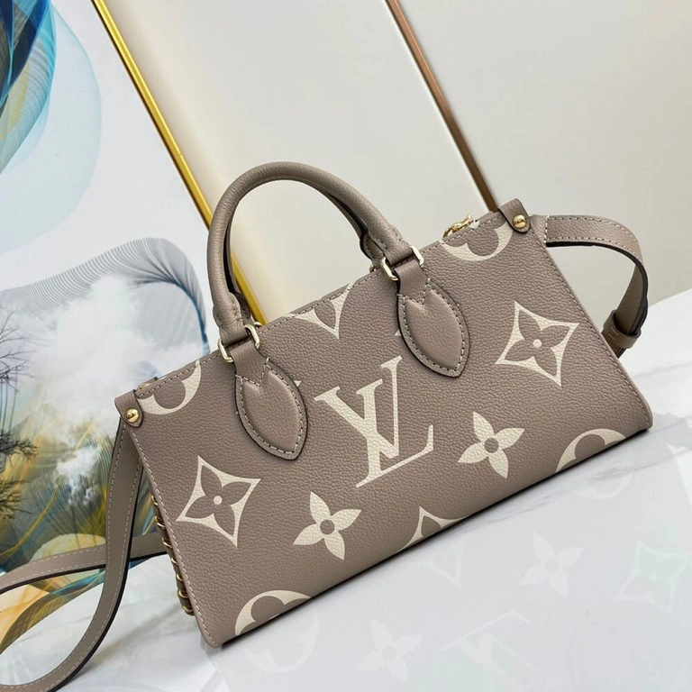 LV OnTheGo East West FashionForward 416