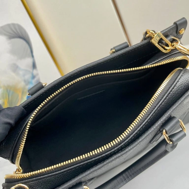 Bright LV OnTheGo East West 402
