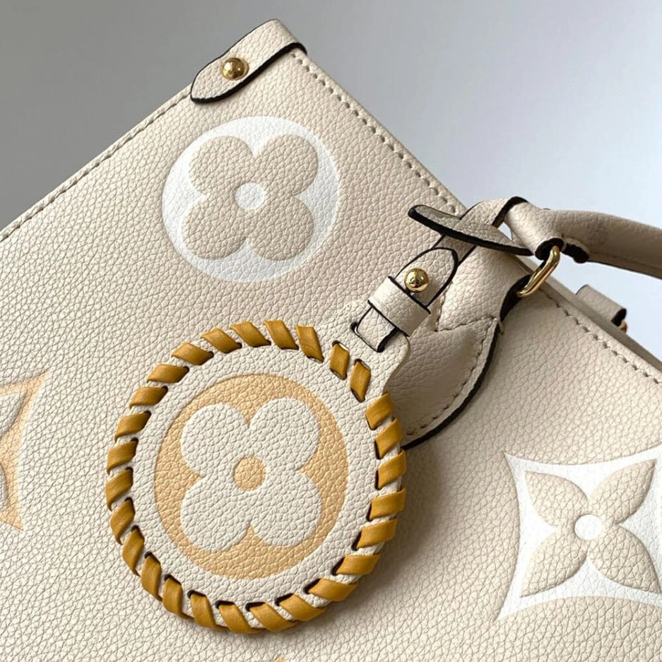 Original LV OnTheGo MM 243
