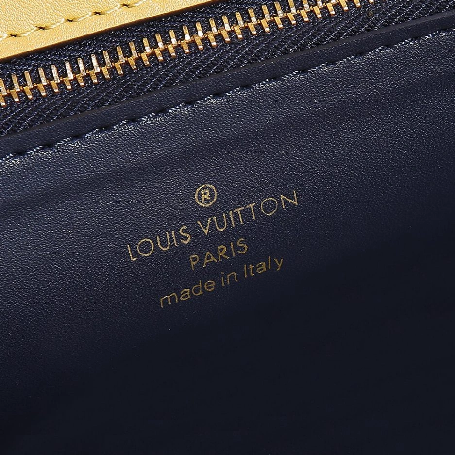Unique LV Orsay MM 389
