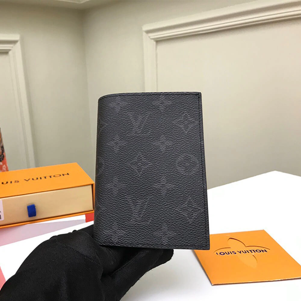 TimelessDesign LV PASSPORT COVER 491