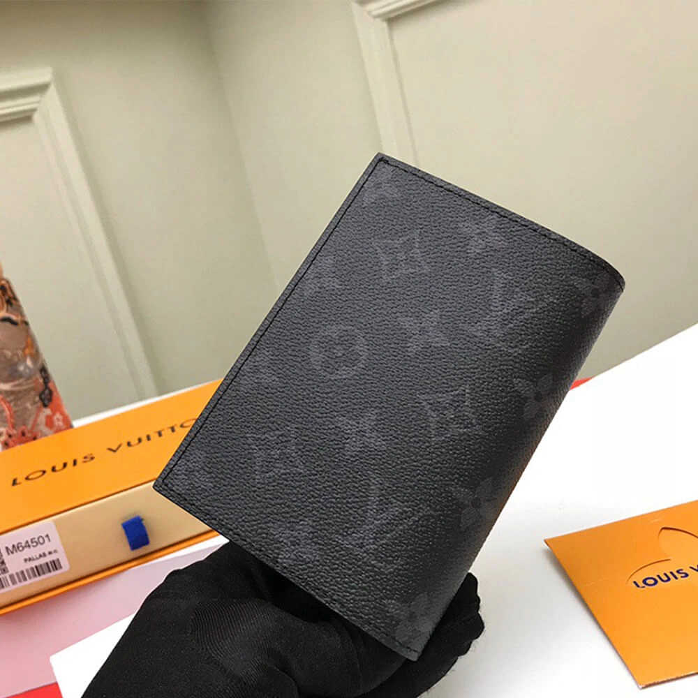 TimelessDesign LV PASSPORT COVER 491
