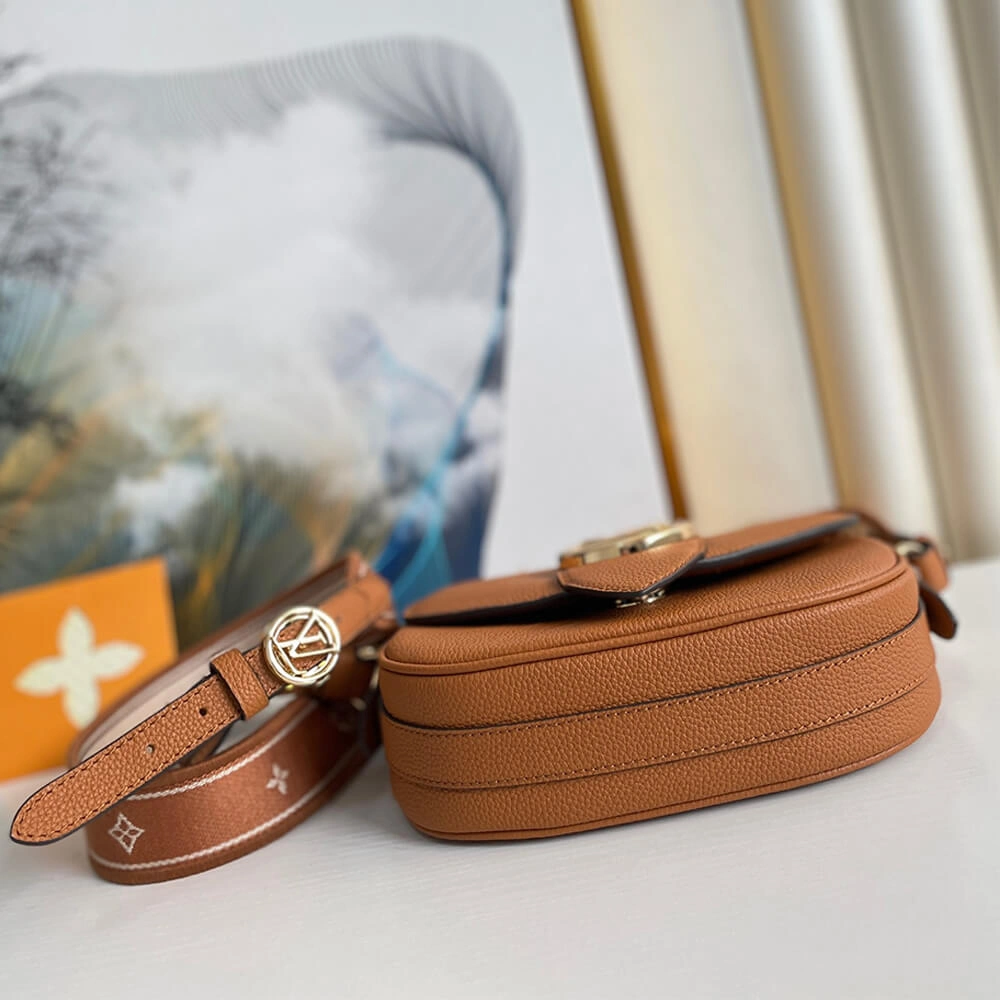 LV PONT 9 SOFT PM Cozy 502