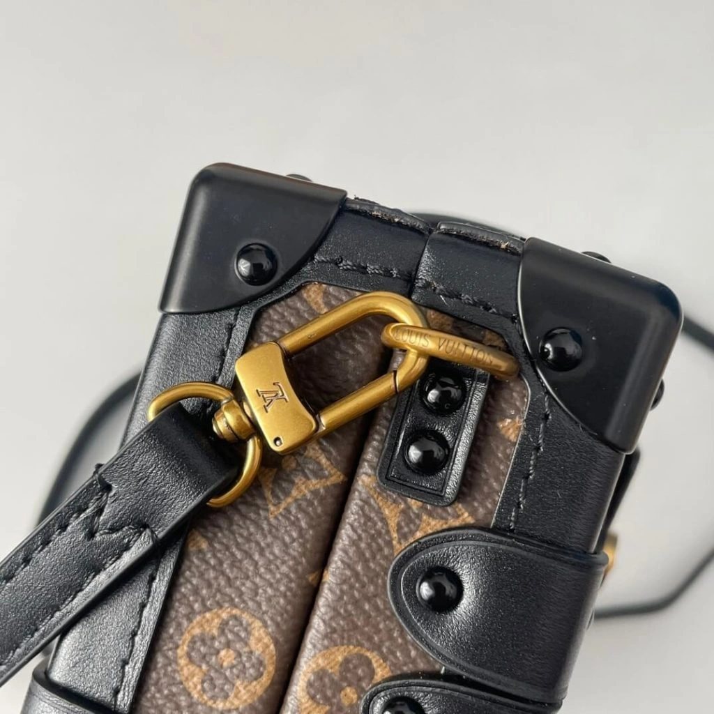 Compact LV Petite Malle 164