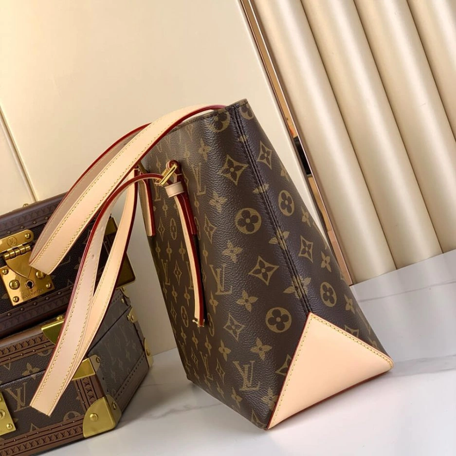 LV Piano DailyWear 202