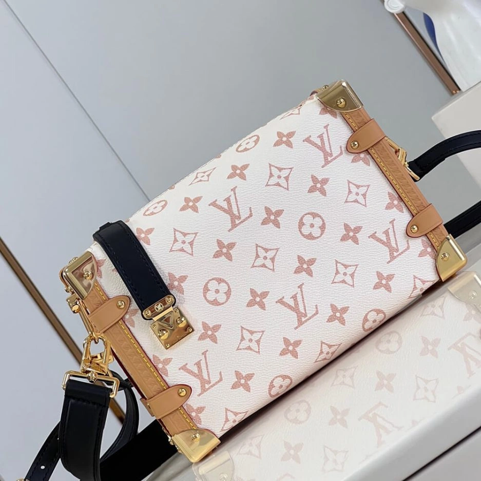 LV Pico Side Trunk Upgraded 273